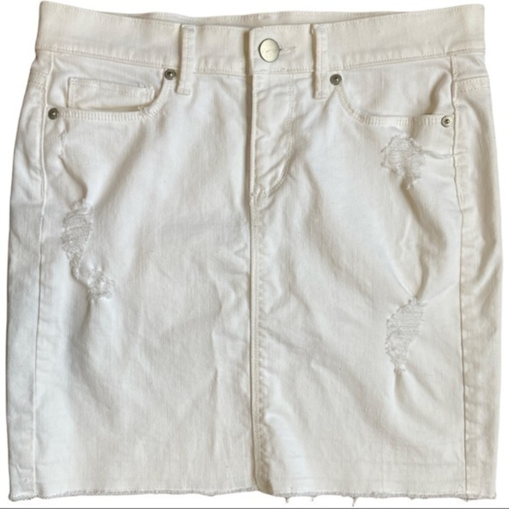 Ann Taylor LOFT size 25/0, white jean skirt ripped look, stretchy, pockets